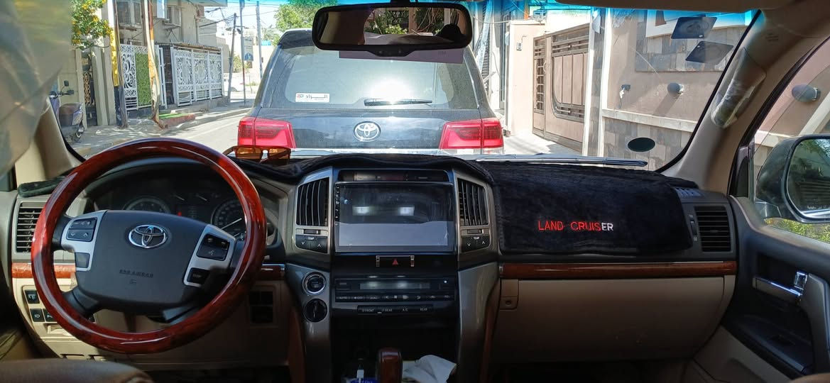 السلام عليكم
تحيه طيبه
سياره جاهزه 100%

الصور حديثه بتاريخ 3/28

تيوتا جكساره GXR 2013 اسود ملكي

بدون صبغ  اكو بارد قليل سونار مرفق بتاريخ 2026/3/21

ماشيه 140 كيلو 

استخدام نظيف جدا

رقم بغداد باسمي شخصيا 

هزه جديده بشهر 3 .  26

سنويه تنتهي 2031

مكينه وكير وكل التفرعات  ممفتوحات  (((وضع شركه)))

مكينه تشغيل الصبح ناعمه فضل من الله

اطارات  عدد5جيده

كشن كهرباء

حداديه خلفي امامي 100%

8 ايرباك

تبريد 3 قطع جيد جدأ

ثلاجه بحاله جيده

تشغيل عن بعد

لايت زنون 

دواخل  قرميدي جديده

شاشه حديثه كار بلي 

سيرفس كامل زيوت مع فلاتر مع تبديل

ماء راديتر زيتي جديد 

مكاني بغداد الاطباء خدمي المطار قرب جسر العامريه

عارضها ٣٥٥ تتصل بيك خير ودلل
***********

وات ساب متاح
