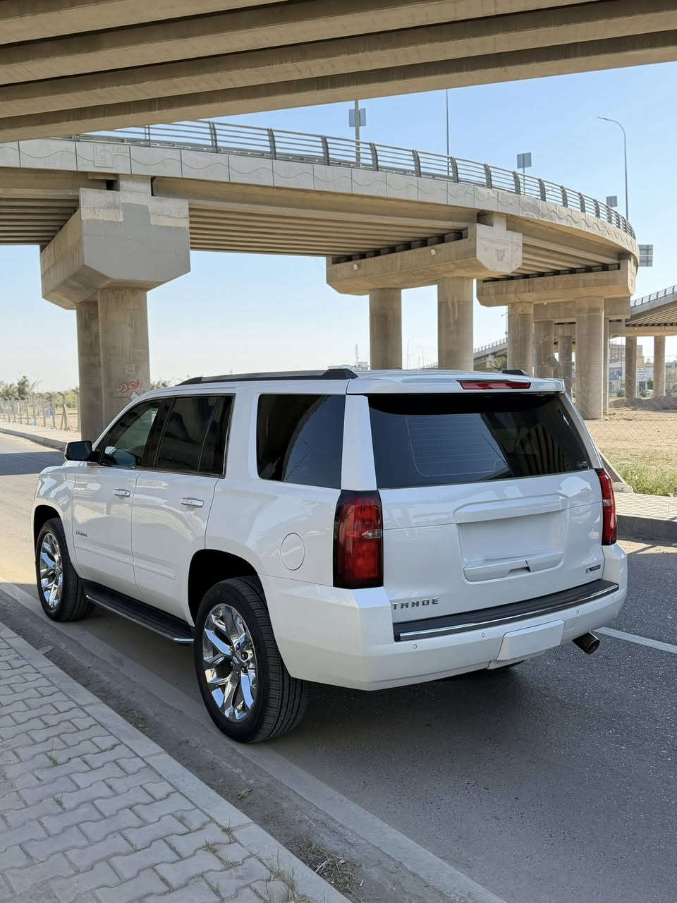 السلام عليكم للبيع تاهو
2018 برايمر خليجي وكاله المنصور
علامه ضوء القمرر🌖

مغلفه ppfبنيد +مصدات الهواء
السياره جديده على وضع الشركه
ماشيه 140 الف كيلو متر مو ميل حقيقي 

المواصفات🩵
فتحه
رادارات جانبيه + امامي
جلد قرميدي 
قاصه 
داتا شو 
سستم صوت نضام BOSE
جنطه شفط
ويل 22
بصمه عدد 5
حساس امامي خلفي 
تشغيل عن بعد 
مري شفط 
دفدي 
فورويل
كشن ذاكره
ثلاجه
كشنات تدفئه + تبريد 
كشن رجاج 
لايت زنون 
كراسي الخلفيه كهرباء
وباقي مواصفات البرايمر معروفه

السعر 405$ وبيها مجال قليل🩶
العنوان النجف
الاستفسار ***********
