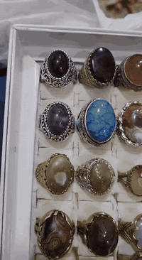 السلام عليكم للبيع خواتم نحاس وحديد اصلية بحجار طبيعية مفرد سعر قطعه 5الف واذا شلع سعر القطعه 4الف موجود توصيل كل المحافظات تواصل خاص او واتساب ***********
