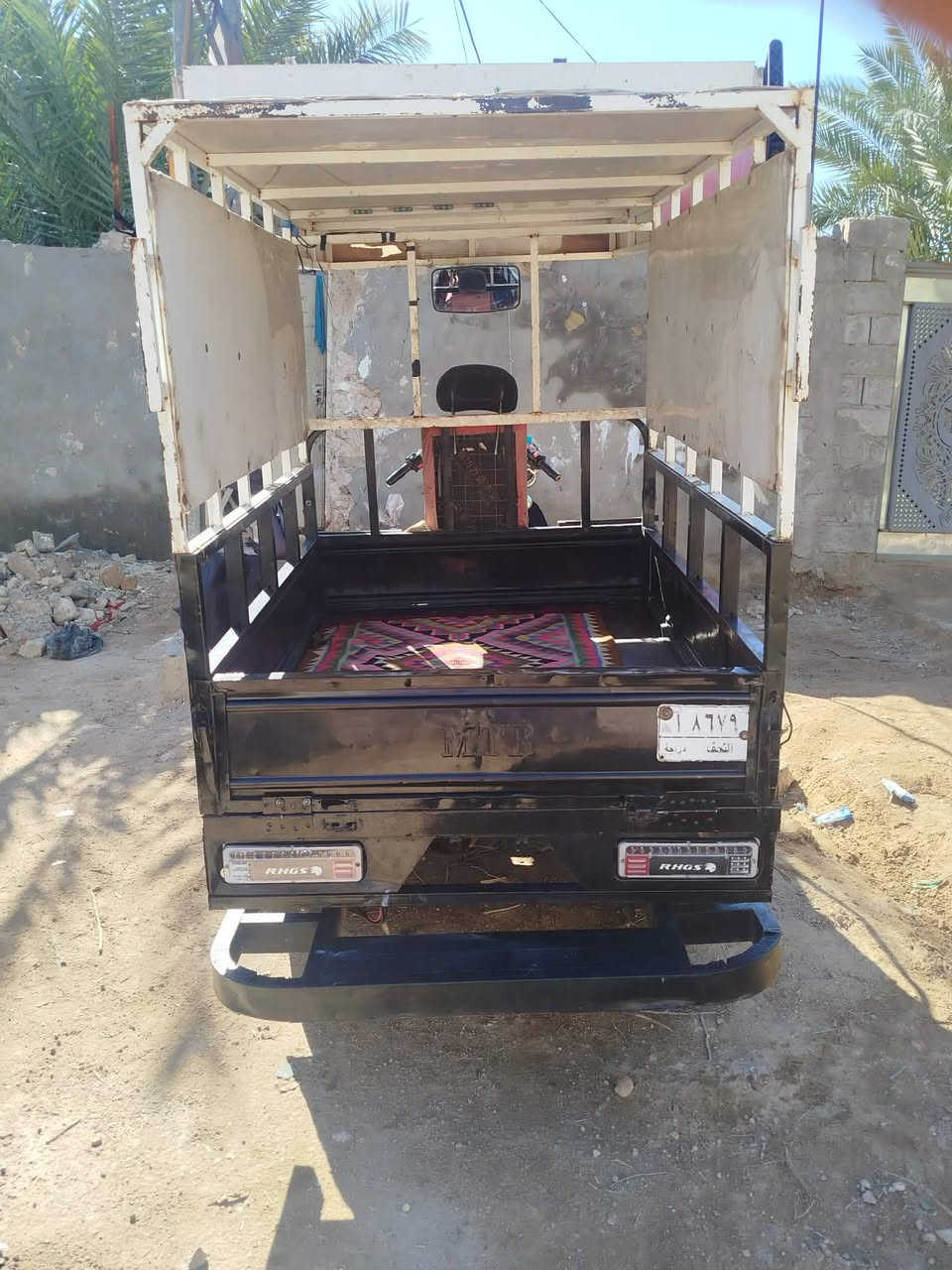 سلام عليكم ستوته مكفوله من الشاصي رقم وسنويه موديل 2013 ورقم الاتصال ***********.   سعر مليون 700 بيه مجال الشراي
