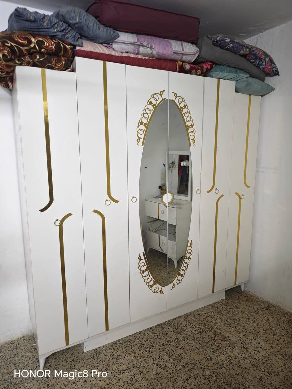 سلام عليكم اخوان غرفت نوم تركيه 5 قطع سعر معه نقل ونصب 360 الف اي استفسار رقم ***********
