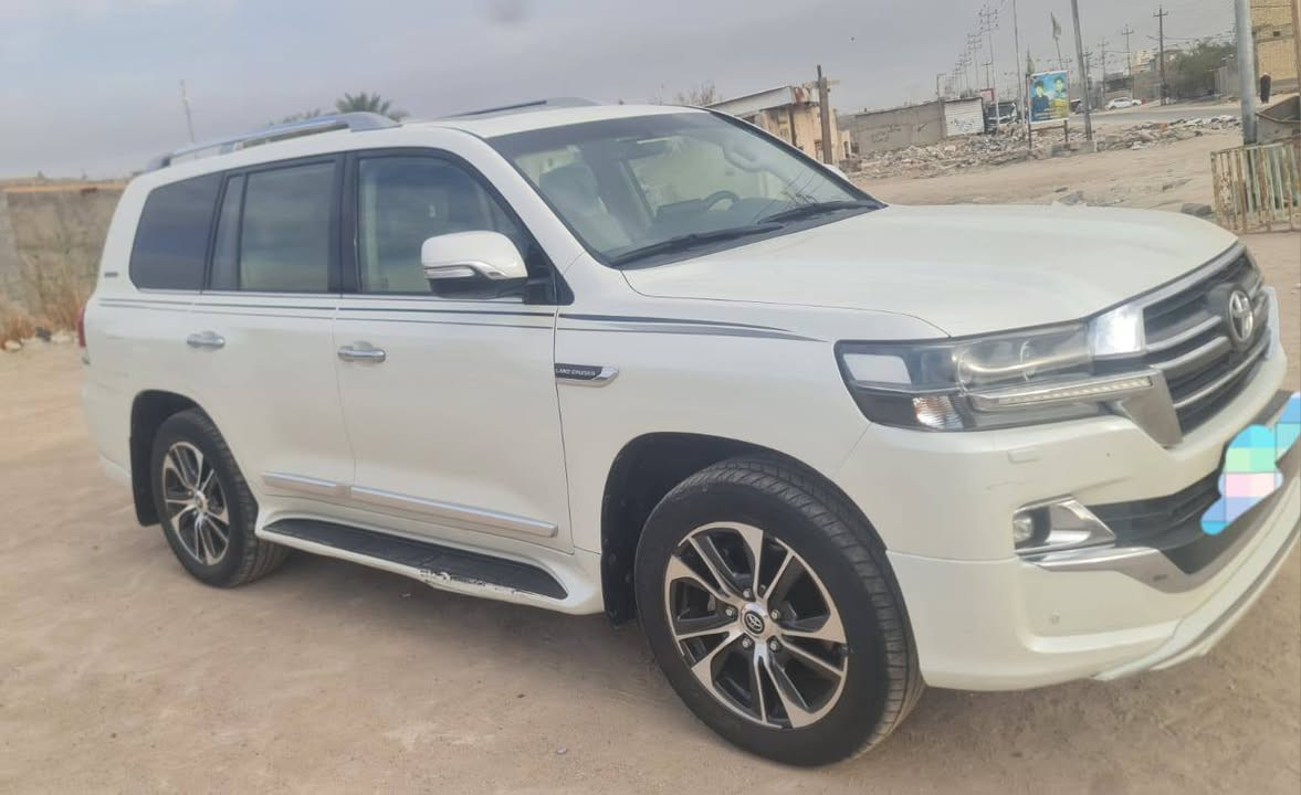 لا ندكروز موديل ٢٠ مكينه 6 سيارة كفاله عامه ساز السعر ٥٢٥ وبيها مجال الاتصال *********** مكان سياره بصره
