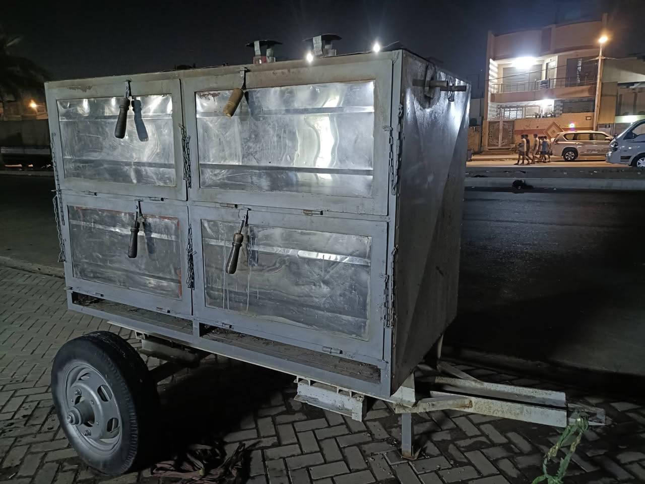 فرن قاطرة للبيع
تفاصيل اكثر بالفديو ولاتصال بالرقم ***********
