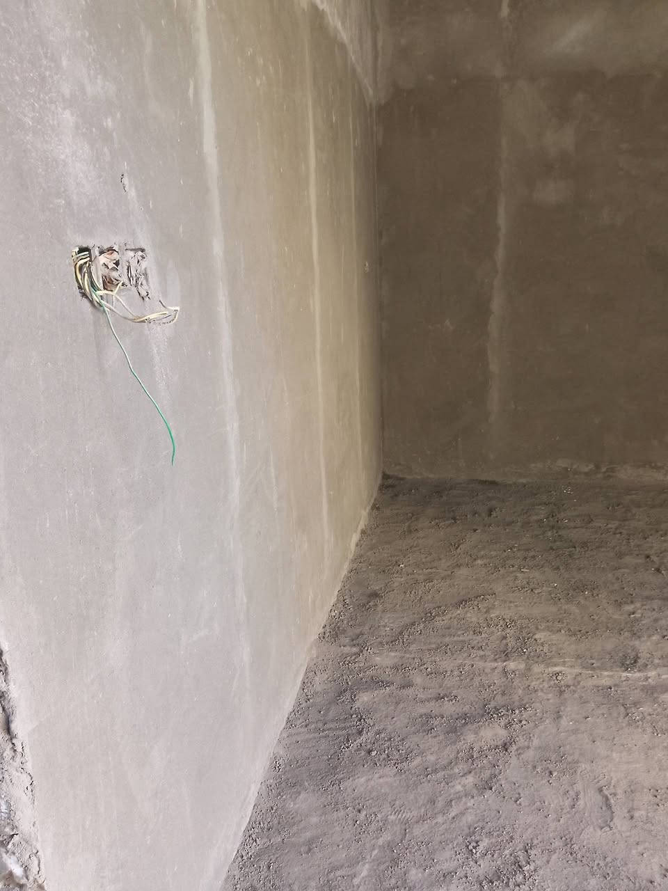 السلام عليكم 
كادر لبخ من السماوه متفرغ
 شغل نضيف مساطر كبان
باسعار مناسبه  التزام بالعمل تصل
 و*********** 
الرزق على الله
