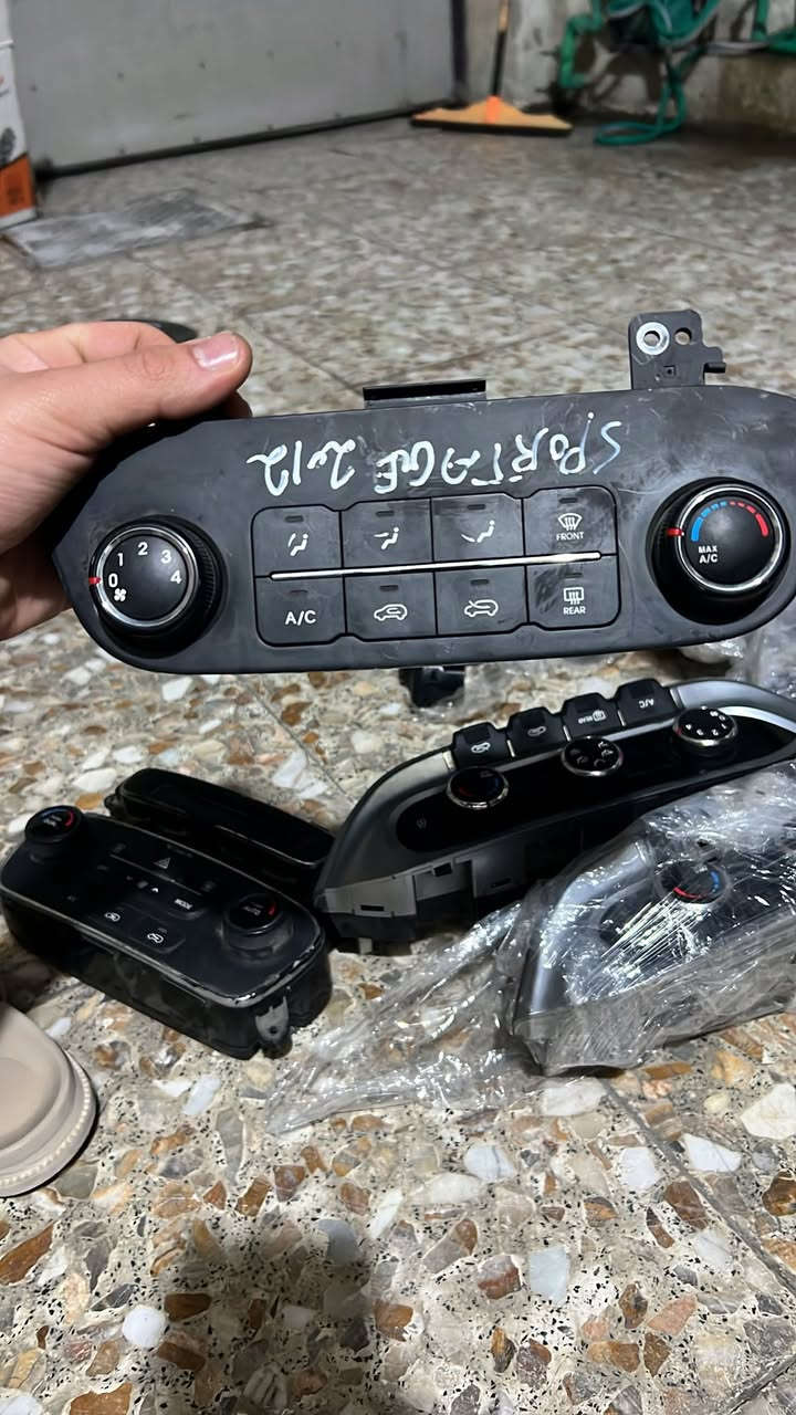 يتوفر جميع بوردات تبريد كوري
مكاني سنك محل يوسف السعدي 
***********
يتوفر خدمة توصيل
