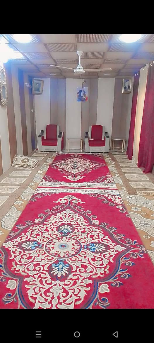السلام عليكم 
دار للبيع  اصلاح زراعي مساحه 800 متر طريق المعاره 
 حسينيه الحاج شاكر يحتوي على استقبال 9×4 هول 8×4 غرفتين نوم وحده 6×4  والثانيه 5×4. مطبخ حار وبارد 7×4  ومخزن داخل البيت 4×4 مع طارمه كبيره وحديقه واسعه حديقة اماميه وحديقه جانبيه  بالاضافه يوجد مطبخ خارجي ومخزن خارجي  متوفر كافه الخدمات ماء اساله كهرباء مولد خط ذهبي وتبليط
اي ستفسار مراجعت مكتب العميد قرب بيت الحاج طه سوير شارع المعاره 
اي ستفسار 
‏‪***********‬‏ واتساب 
‏‪***********‬‏
