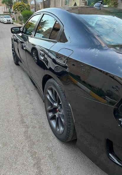 السلام عليكم 
مكلّف بالنشر 

للبيع فقط

 جارجر 2021 سكات باك 🐝

6400 srt

8 سلندر 6.4

رقم اربيل

ماشية 48 ميل فقط

السيارة فول

 فتحة بالسقف (سلايد روف)

سقف روز رايز

مكابح رياضية برمبو

ويل 20 انج

بصمة

تشغيل عن بعد

نقطة عمياء

شفتات ستيرن

ستيرن تدفئة

غرفة حمراء 

كشنات حضن جلد

كراسي تدفئة تبريد

كرسي السائق ذاكرة

شاشة كبيرة كار بلي

حساس خلفي 

كزوز بلادي
السيارة بيه برنامج 

وبعد هواي مواصفات

حادث السيارة كما موضح بالصور
ويوجد وشم مال امريكا شوية طابع بجزء من القمارة والجنطة

السعر  195 وبيه مجال للشراي 

مكاني بغداد / الحرية

‏للاستفسار الاتصال على رقم الهاتف

***********
