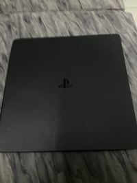بلايستيشن ٤ سليم • مهكر • ٢ جوستك مع ألعاب