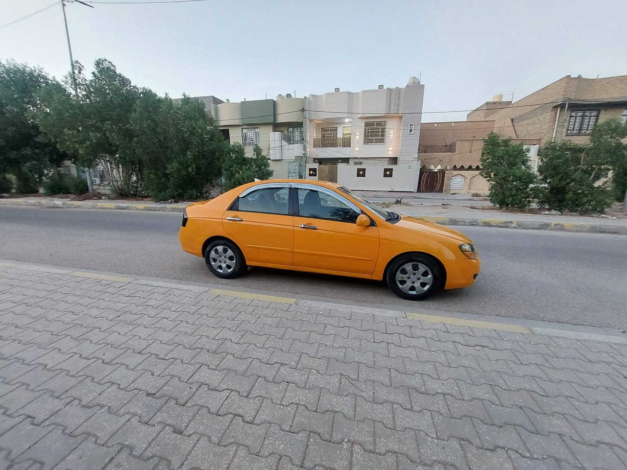 السلام عليكم سبكترا 2009 رقم كربلاء الدولي الجديد مصفرة هيئة وغرامات حادثه فقط بنيد والباقي ليبل واحد سيارة جديدة وجاهزة مال جتاي مكينة كير حدادية تبريد كهربايئتات كله كفالة شرط معروفة موصفات السبكترا مكينة 2000 دوش المرغوب مكاني كربلاء السعر 65 وبيه مجال للشراي الرقم *********** ميثم ابو امير
