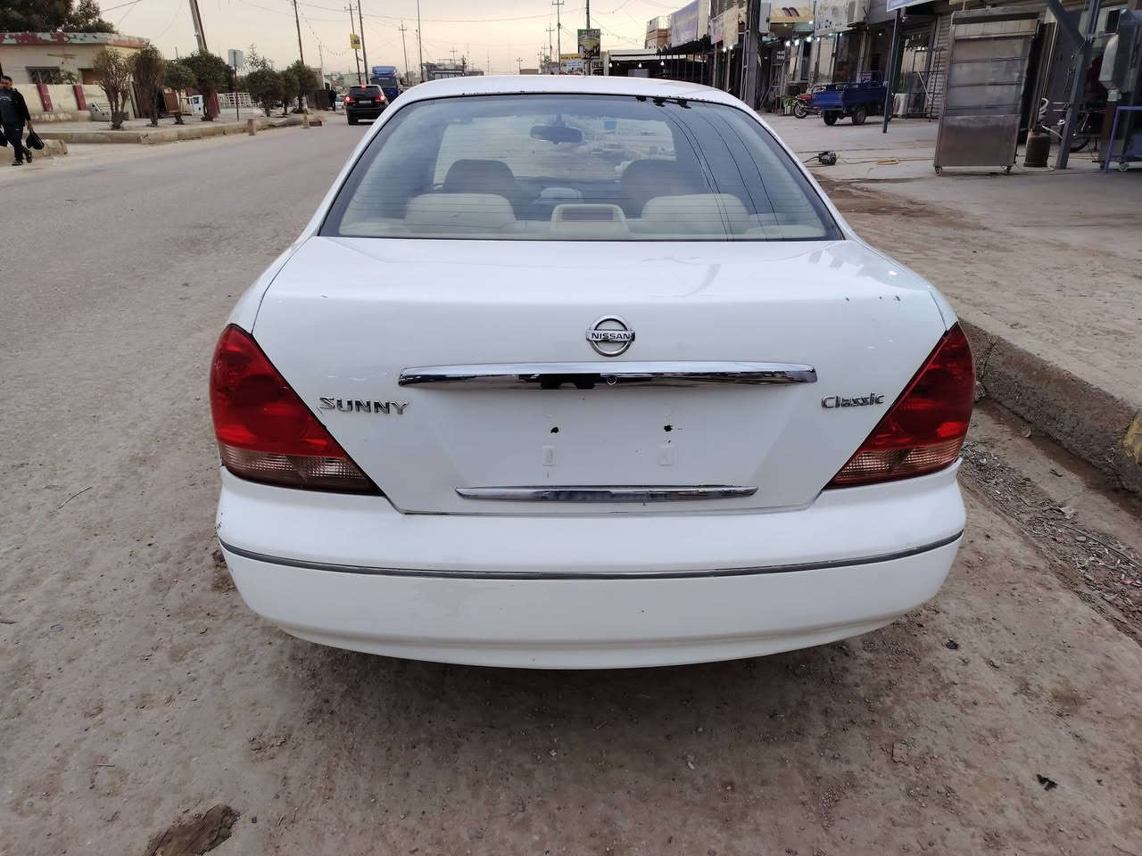 نيسان صني 2010جديده السياره تبريد شغال مكينه او كير مكفولات مال مزاد غير متواجد عل نت ***********
