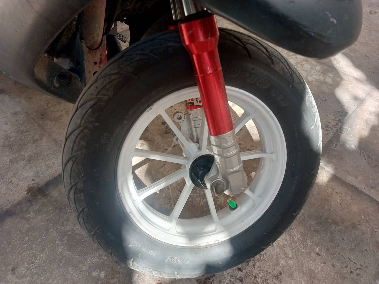 السلام عليكم ماكس عدله مزوده مال لعب شلعه ومعدل محرك جديد شاده ماشه رياضي جديده دبل خلفي جديد شاده تخم تاير جديد عنبار جديد نقص بس باتري دراجه مال لعب مكاني زعفرانيه ‏‪***********‬‏ وتساب فقط وخاص مفتوح
