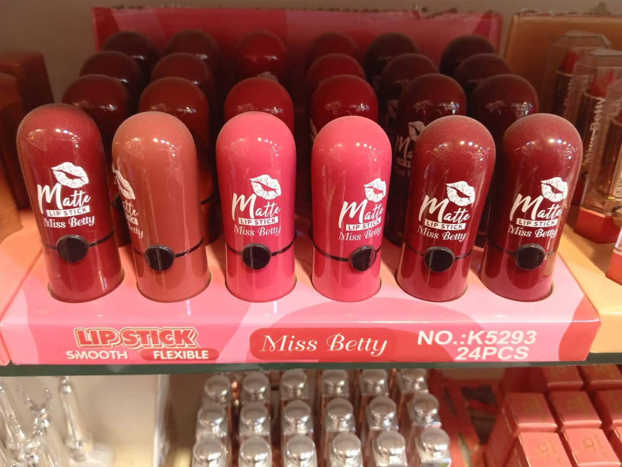 ✨💄 ميكاج أصلي وفخم بأسعار تجنن 💄✨
كلشي تحتاجينه من فاونديشن، روج، كحل، ماسكارا وعطور ✨
ثبات عالي وجودة تخبل تناسب كل البنات 😍
🌸 دللي نفسج بأحلى المكياج
📍توصيل سريع
📩 للحجز والاستفسار خاص
“الجمال يبدأ من تفاصيلج” 💕


**إذا كنت صاحب هذا الإعلان وتريد حذفه لأي سبب، رجاءا أرسل رسالة إلى الدعم الفني**