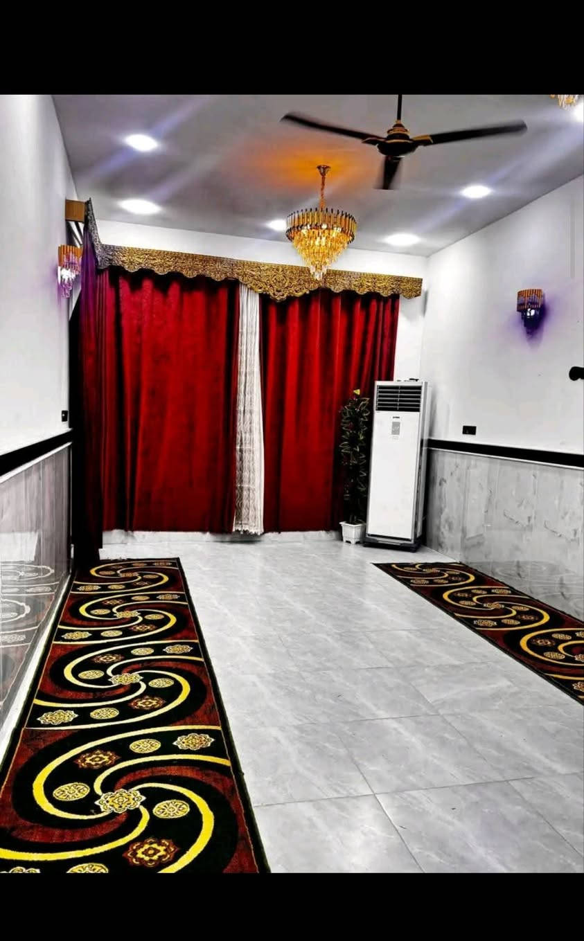 🏠   دار الــبــيـع  حي الــقــصـــور   🏠
          بشارع معمل ابو الكبه 

المساحه ( 200)متر يتكون طابق واحد جاهز سكن 
غرفتين نوم صالة+دبل فاليوم  واستقبال ومطبخ 
               وصحيات خارجية وداخلية

  للاستفسار والاتصال 
         (📲*********** عمارة, ميسان
