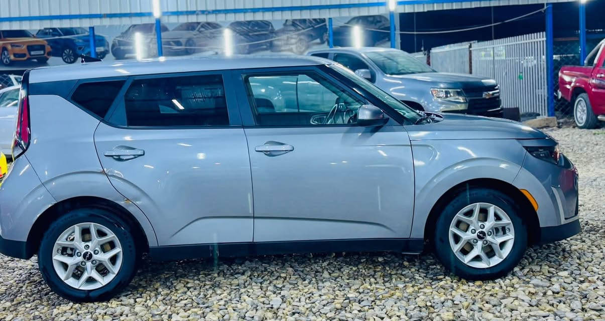 السلام عليكم 2023 حادث جانبي بجم كبس مبدل جاملغ بدون دواخل صور الحادث بلمنشور سعر السياره 140$ وبي مجال بسيط مكان بابل***********
