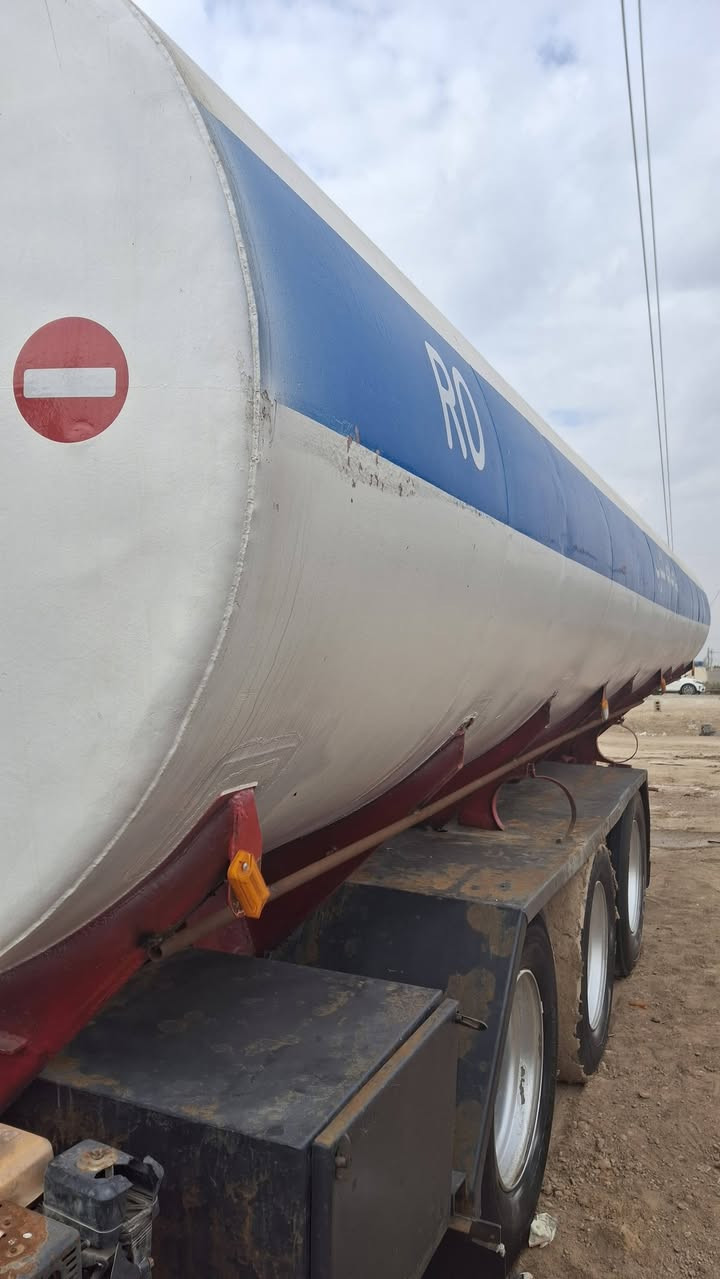 تانكي ماء ستيل ٣ دنكير جاهز مكان البصره للاتصال ***********
