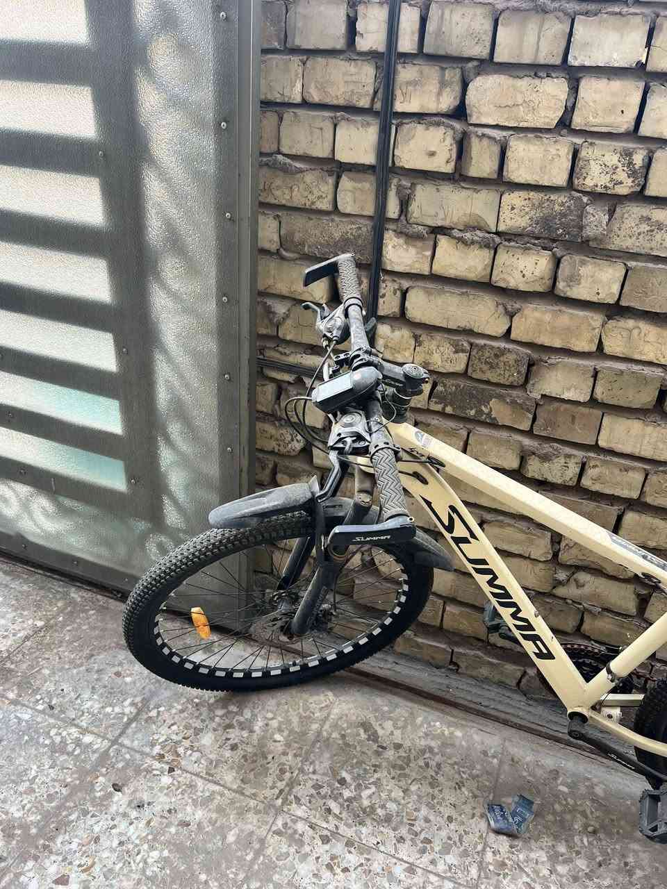 لل بيع
***********
