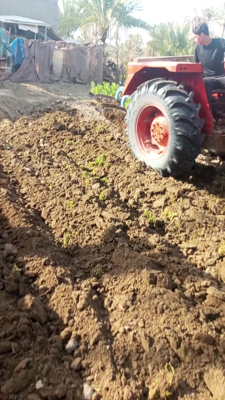 عنتر للبيع مكينه جاهزه تخم تاير باور استيرن مع الفيدان ب4 وبيها مجال مكاني بابل ***********
