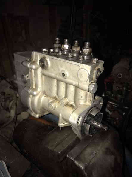 بم عنتر ٧١ موديل ٩٠
فول تجفيت نكرة سلف 
سعرها ٣ورقه بيهة مجال
عنوان اربيل
***********
***********
