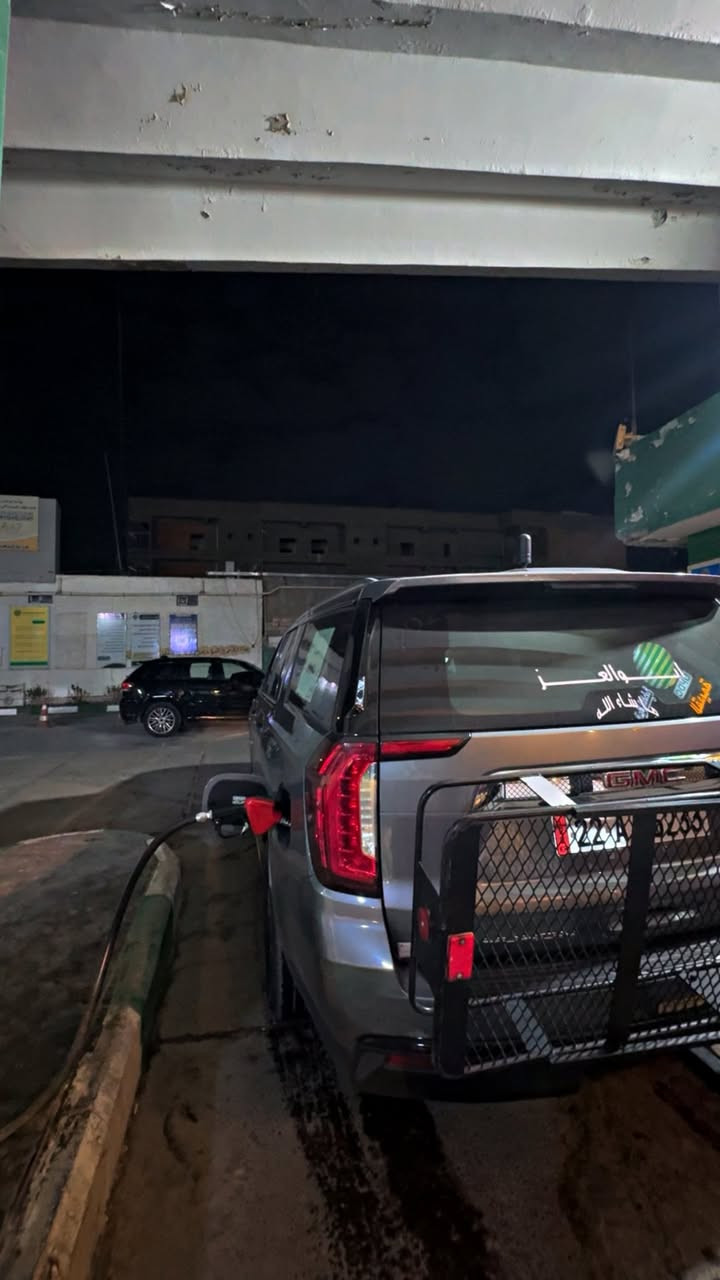 تعلن شركة ابو العز وأضواء بغداد
عن رحلاتها اليومية (نقل_البريد السريع__المسافرين_على مدار 24 ساعه)

بغداد الى عمان 

بغداد الى اربيل

رمادي الى عمان

رمادي الى اربيل 

بغداد الى سوريا

رمادي الى سوريا

  وبالعكس 📍

(وإلى كافة محافظات العراق ) 

           مواقعنا📍 

1_ بغداد. اليرموك المأمون

2_رمادي. شارع 17 قرب مطعم حجي زياد

3_ عمان الجاردنز _عمارة الفارس (81) فوق مطعم بادية الفلوجه. 

ارقام الهاتف لدى الفروع 📞. 

 الهاتف 📞 ***********

(بغداد_ بادارة _ علي العزاوي )

الهاتف📞***********

(رمادي_بادارة_قيس ابو العز)

الهاتف📞0795261454

(عمان_نزار ابو العز)

  تمتع بجلوس ودع القيادة لنا🥇
