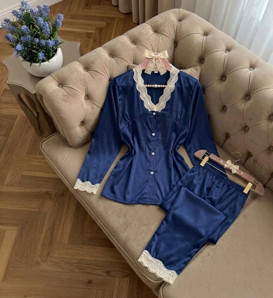 جديد كليآ 

تراك ستن حرير
تطعيم كيبور 

القياسات 

M
L
XL
2xL

درزن 65 الف


**إذا كنت صاحب هذا الإعلان وتريد حذفه لأي سبب، رجاءا أرسل رسالة إلى الدعم الفني**