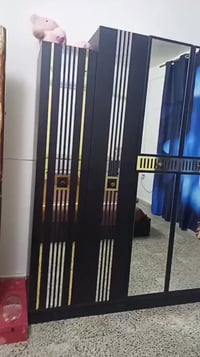 غرفه تركيه للبيع نضيفه و مكنسه شغاله مكان بغداد شرطه لرابعه 0770776674...