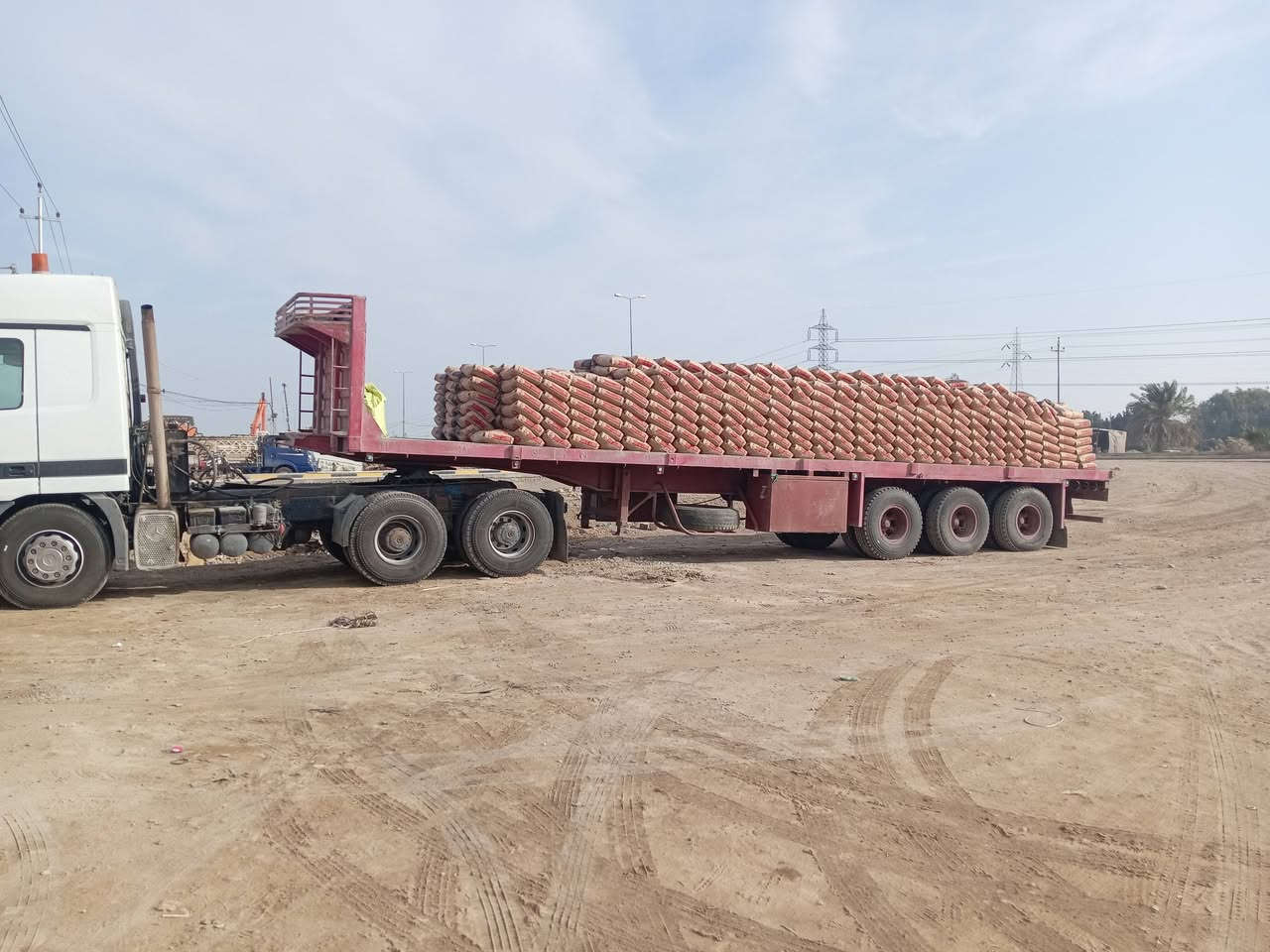 يوجد مواد بناء كافت مواد بناء سعار مناسبه    حمل فول
طن سمنت ٩٥.               تك رمل ١٤٠
تك حصو ١٥٥.                 كنتر رمل ٤٠
كنتر حصو ٤٥.                كنتر مغربل ٥٠
ألف طابوك١٢٥.               كنتر سبيس ٤٠
كنتر زميج 20.               كنتر تراب حلو ١٥
للاستفسار على هذا الرقم
***********

***********
