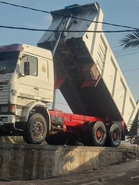 بصرة • شاحنة