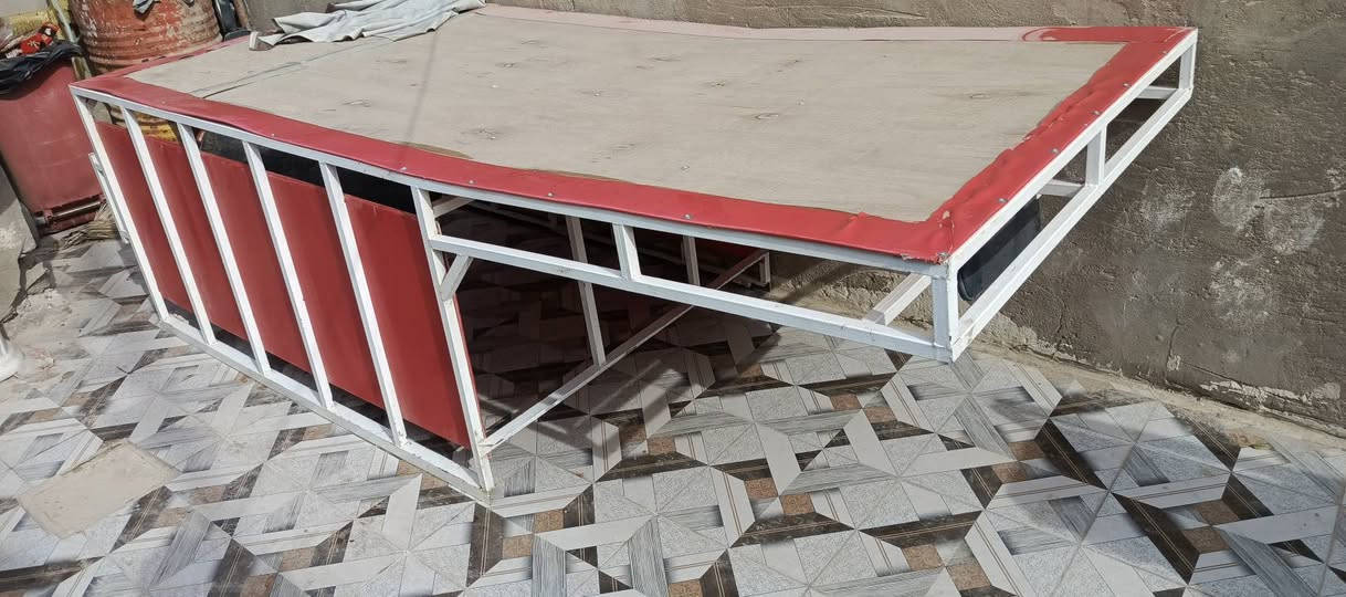 محجر للبيع سعر 150وبي مجال
***********
