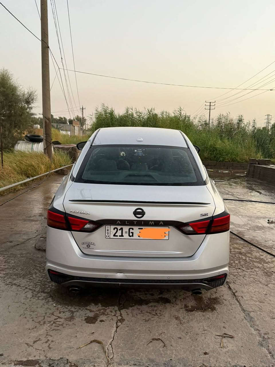 السلام عليكم
للبيع نيسان التما موديل 2020
السياره جاهزه من كلشي كير مكينه مكفول 
الضرر قطعه وحده وصور الضرر مرفقه بالمنشور
مكان السياره ديالى الزهيرات
هاتف ***********
