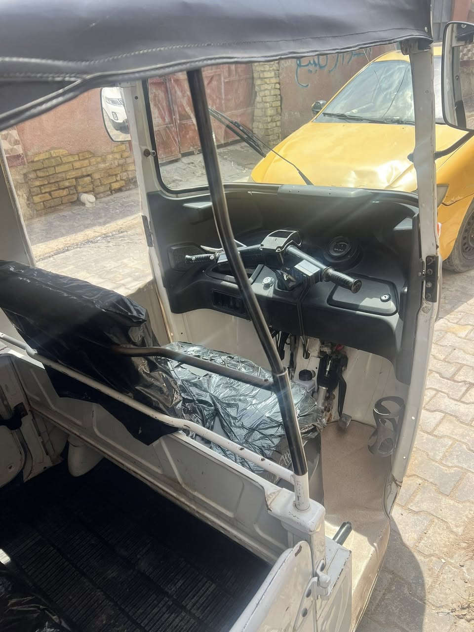 السلام عليكم تكتك مديل2021اوراق للبيع بيه تبخير قليل وخياسات بلدوس مكفوله من الضربة
السعر5500للتفاصيل اتصل على الرقم ***********
