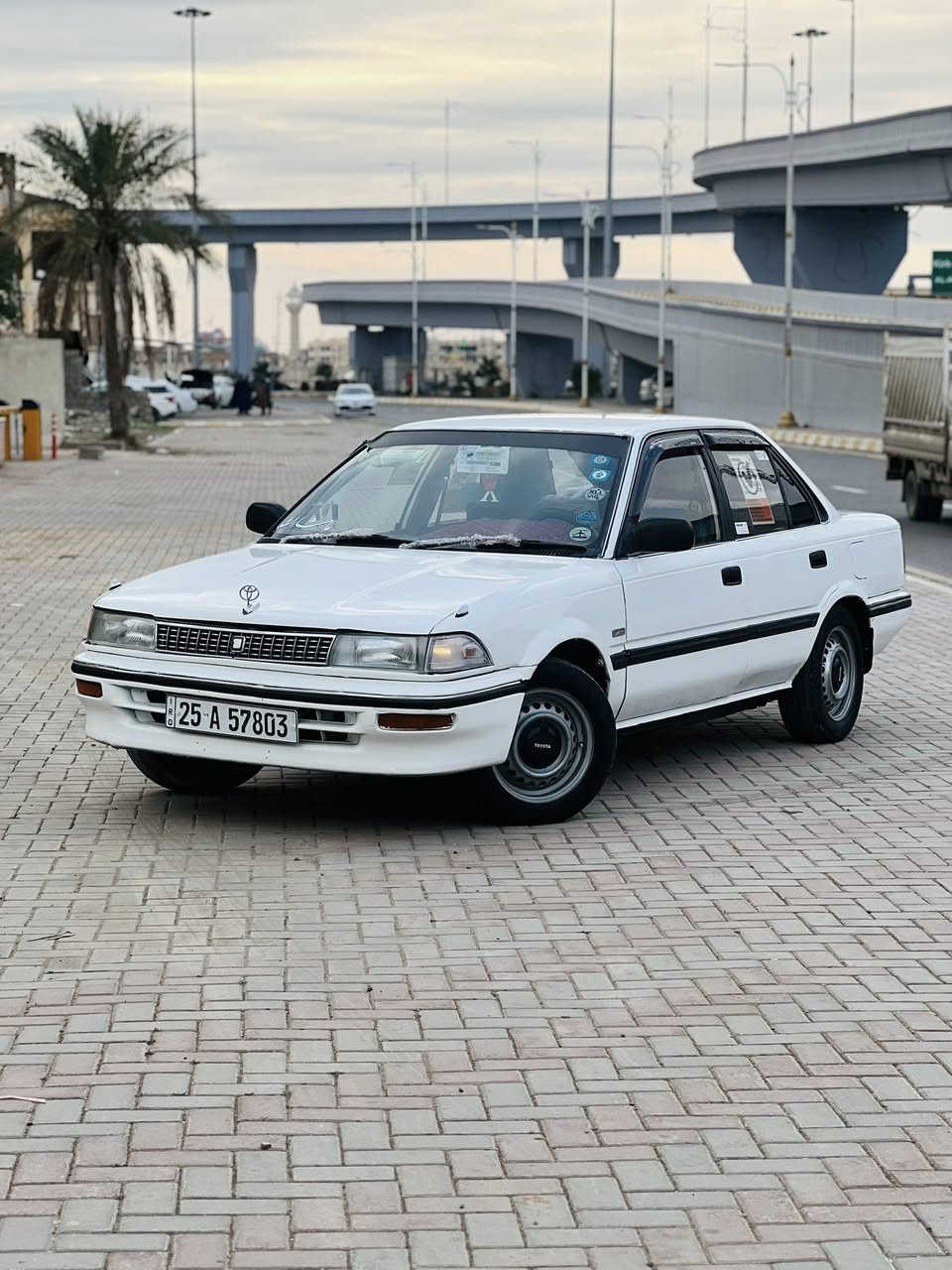 السلام عليكم
للبيع 
تويوتا كورلا
موديل 91
رقم كركوك دولي مشروع وطني سنويه لل28بسمي 
مصبوغه حزام 
كير اوتو 
كير ومحرك شرط 
صدر جديد 
ويل بلادي 
تايرات جدد 
كهربايات كلها شغاله 
سياره جديده 
السعر 48وبيها مجال 
السياره احلا من الصور مكان صلاح الدين تكريت 
الاستفسار النتصال على الرقم 
***********
