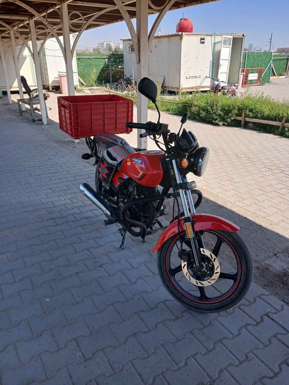 للبيع خمسة كيرموديل ٢٦ اوراق سكنر السعرمليون وبية مجال بسيط عنوان كربلاء البناءالجاهز اتصال ***********
