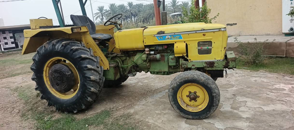 السلام عليكم للبيع ماكينه عنتر موديل 89 مكينه كتاب شركه شرط ما مفتوح محرك كير اكسن هيدروليك نكره سلف كرهبايات اضويه كلها شغاله مكينه بلاد وضع شركه مكان بابل جبله قرب الخط السريع***********
