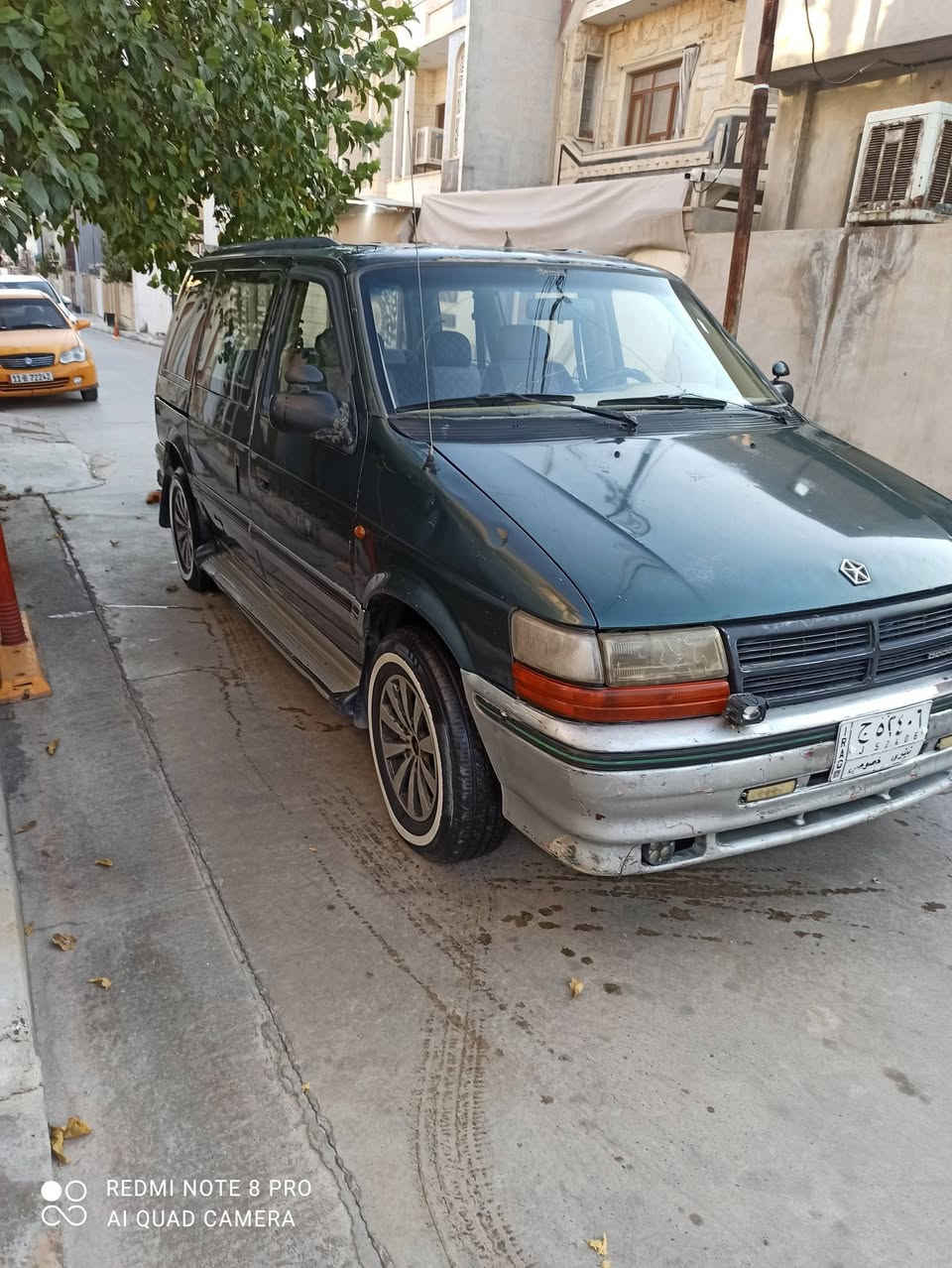 سلام عليكم 
كلايزر موديل 1993 اني صاحبها الشرعي 
مكينه وكير شرط مكاني موصل 
***********
