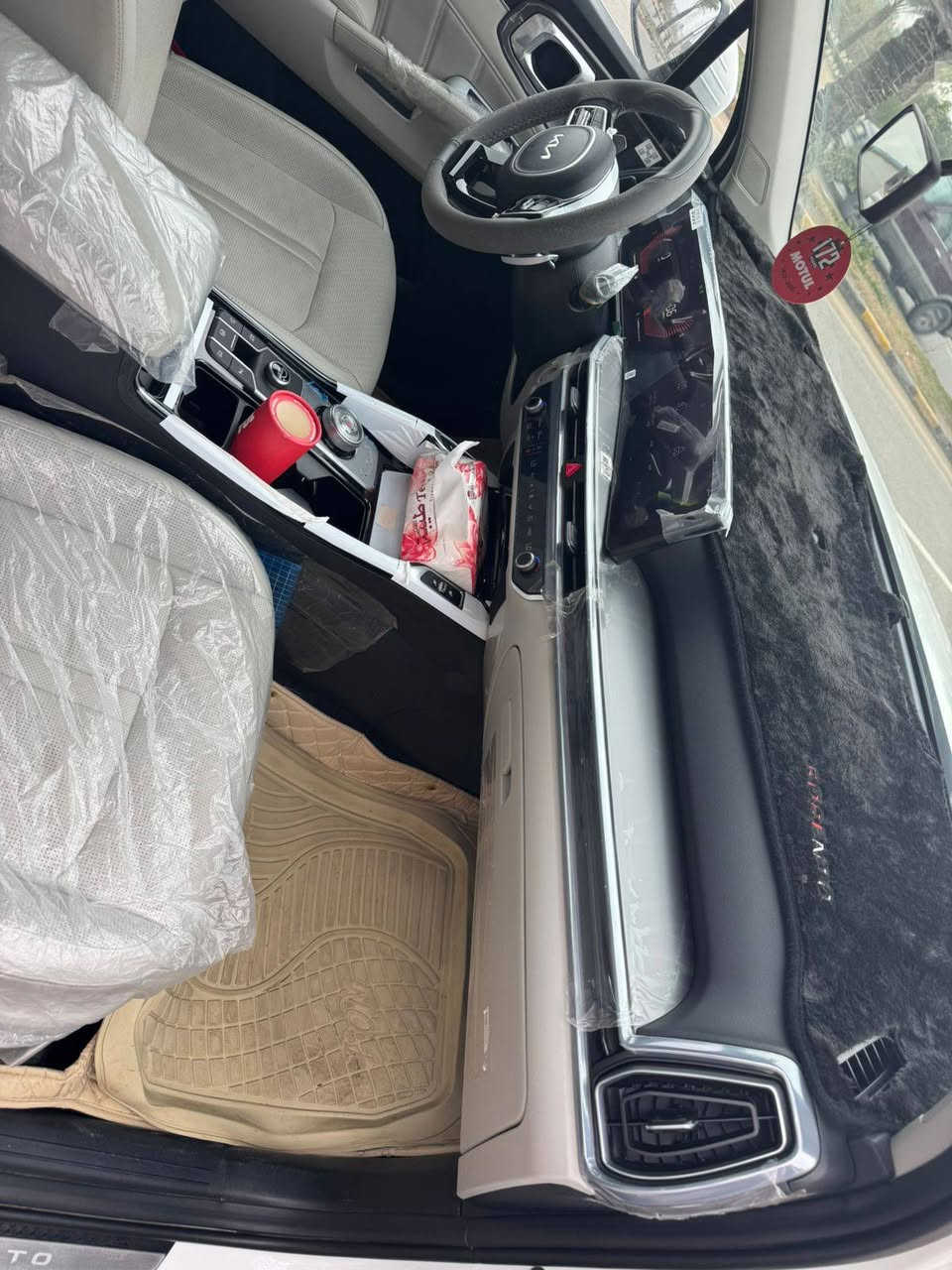 سورنتوموديل ٢٠٢٥ فول مواصفات بنورامه ويل عشرين كشنات جلد تدفئه ٣قطع تبريد جنطه كهرباء كير ماوس ويل ٢٠ ماشيه ١٤ ألف ضمان من شركة اكدال   رقم اربيل بسمي *********** مكانه النجف ***********
