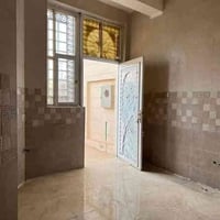 حي الطيارة شارع ٢٥ • ١٢٠م • دار للايجار