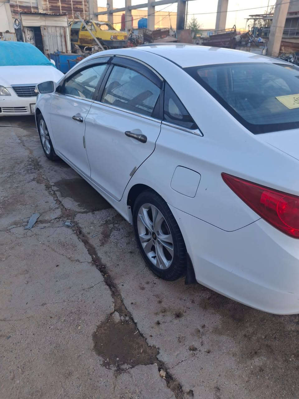 سلام عليكم سوناتا موديل 11خليجي مكينه 2000 دوش كفاله ضربه وصبغ وتبديل مكينه وكير وحداديه وره وكدام وتخم تاير 
جديد وتبريد كله جديد قبل 20يوم ادامه كامله السياره جاهزه السعر 120 مكان البصره المعقل  ***********
