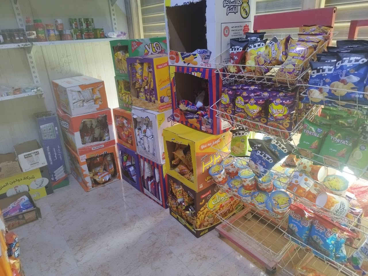 سلام عليكم اسواق للبيع
سبب البيع عدم التفرغ 
4 عارضات عموديه 
2 عارضه طرحيه 
2 ميز عرض 
2 ميزان 
2 عارضه اجباس 
مع جام خانه ولسقيفه 
1 سبلت 2 طن
1 مروحه 
الموقع /كربلاء /الشبانات /قرب لمدارس 
للتواصل واتساب 
***********
