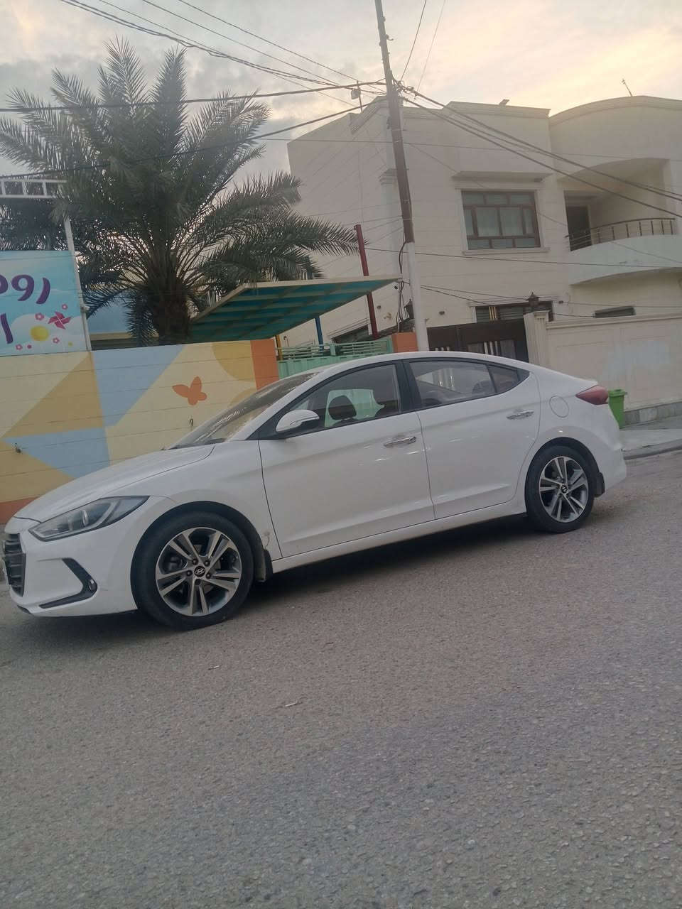 السلام عليكم سياره للبيع النترا موديل 2018 وارد  خليجي كفاله عامه كير مكينه لا تنقص لا تبخير مواصفات فول بصمه شاشه تحكم ستيرن قطعتين تبريد ميري شفط فتحه تخم تاير حداديه تبريد ثلج مكاني كربلاء السعر 143 بيها مجال رقم//***********// الهاتف
