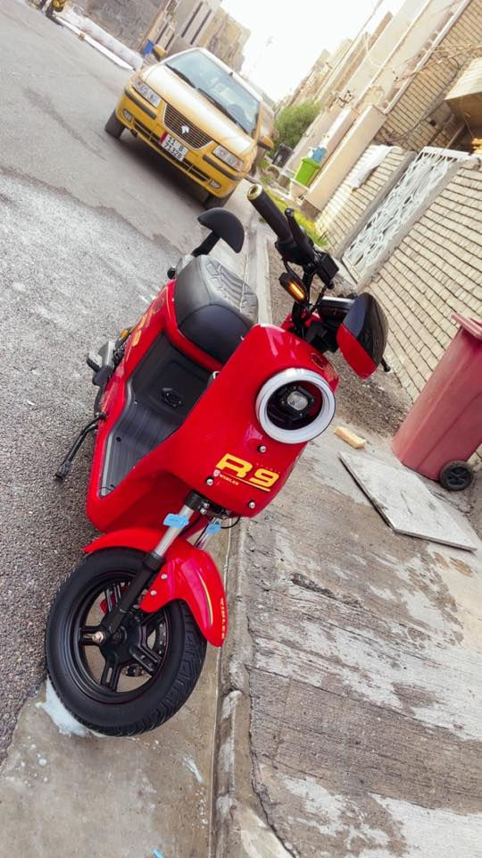 سلام عليكم دراجه ار تسعه للبيع حديثه مديل 2026 بطاريات وني الكبار يمشن 50كيلو بل شحنه الوحده الدراجه جديده صالها شهر واحد نضام قفل سترين جهتين حساس +امان سرقه سعر 500 وبيها مجال للتواصل *********** مكاني بغداد🤍
