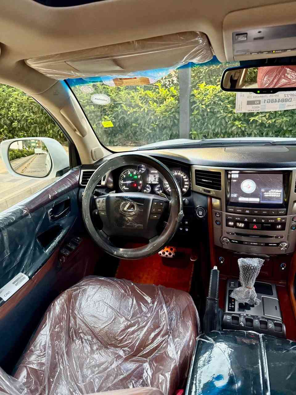 ‏‎‏Lexus LX sport  90000 KM  2014
ارخص سعر بل سوك
‏‎🔹لكزس 2014     (بریم) LX 570
‏‎🔹 مكفولة كفالة عامة من الدعامية إلى الدعامية 
‏‎بدون بارد  ،بدون رصعات ،بدون حتى شخط🔹
‏‎دعاميات هم بدون صبغ ،رمل مابي ،بقية كلها بشرط

‏‎🔹 داخل مشمشي  بسمطين + +سماعة بيادي مجوود 
‏‎🔹 ماشيه 90ألف 
   سعر 395$ ره قم موبيل  ***********

‏‎ فول فول المواصفات 🔹
‏‎ بصمة➕ الانزلاق➕ورقة البيانات➕شغال كشن جلد و هيلتر 
‏‎الاحتلال➕راس ديفيد➕ 5 كاميرات  ➕ثلاجة➕زينون، جلد جاف  تدفئة شفط التبريد خزينة➕هواء مزدوج➕نظام ايكو سبورت,➕حساسية الديك المؤخرة  مرايات➕الفتحة➕باب خلفي جك➕رادار إمامي

‏‎محرك كير بشرط مامفتوح 🔹
‏‎سيارة حيل نظيفة كلشي عل بلاد لوك
‏‎سنوية زنكة كلشي جديد مدفوع لـ2029
‏‎باسمي السنوية بشرط تحويل و خرامة 
‏‎سيارة مابيـها دينار مصرف كامل من كل نواحي

‏‎نظافه ١٠٠٪؜ كامل سيرفس بدون نقص و بدون مصرف🔹
‏‎سياره مال بيت أي نقص مابيها 4 إطارات جديدة تحتها

‏‎نفسي يوم /تحويل و وكالة حاظر 
‏‎مكانك /داخل سليماني

‏‎📞*********** السليمانية, العراق
