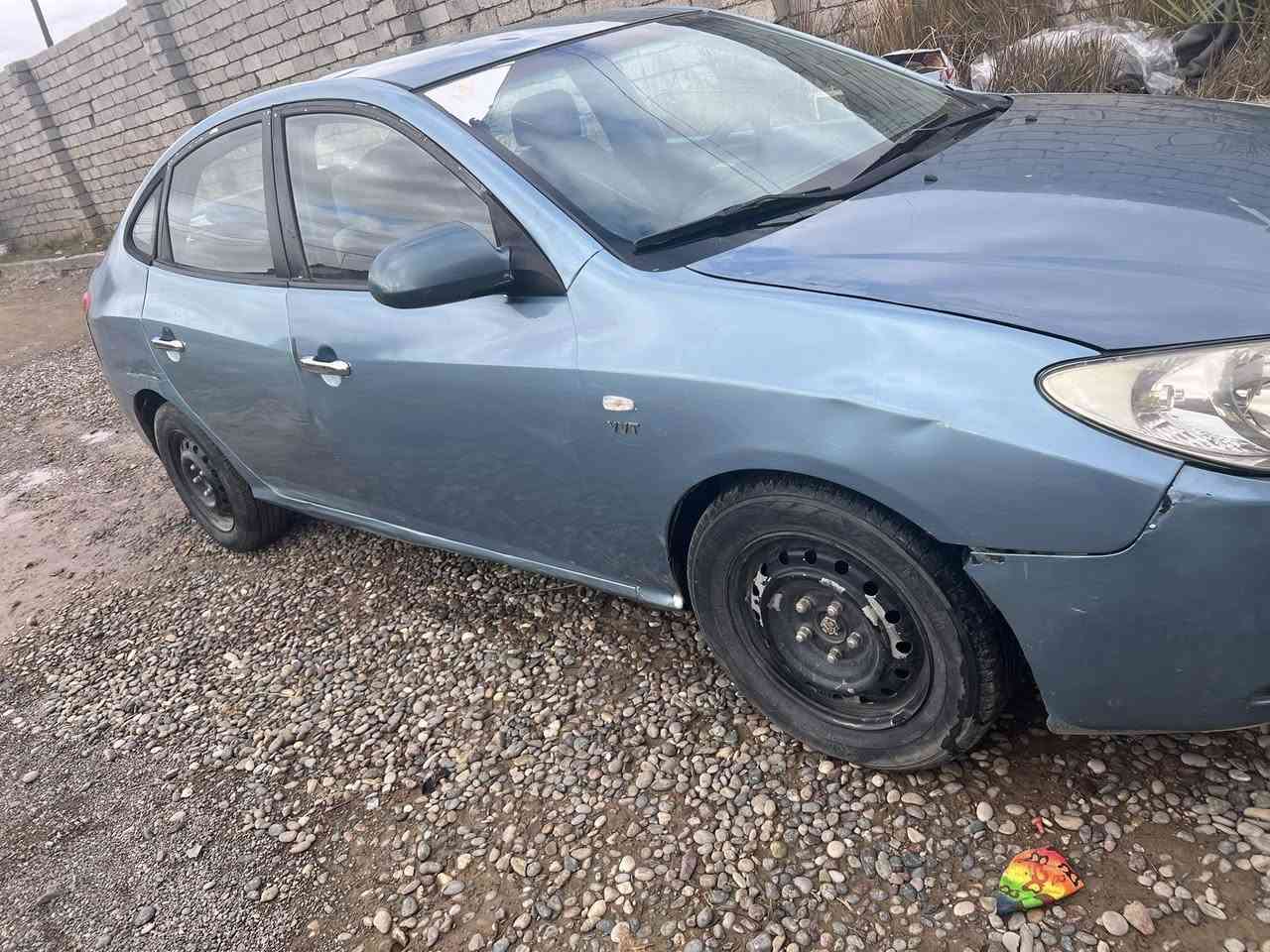 للبيع النترا مكصوص مامسجل كير محرك شرط
صدر تايرات جيدة تبريد تدفئة كهربائيات شغالة 

السيارة جاهزة السعر ٣٩ وبيها مجال
***********
