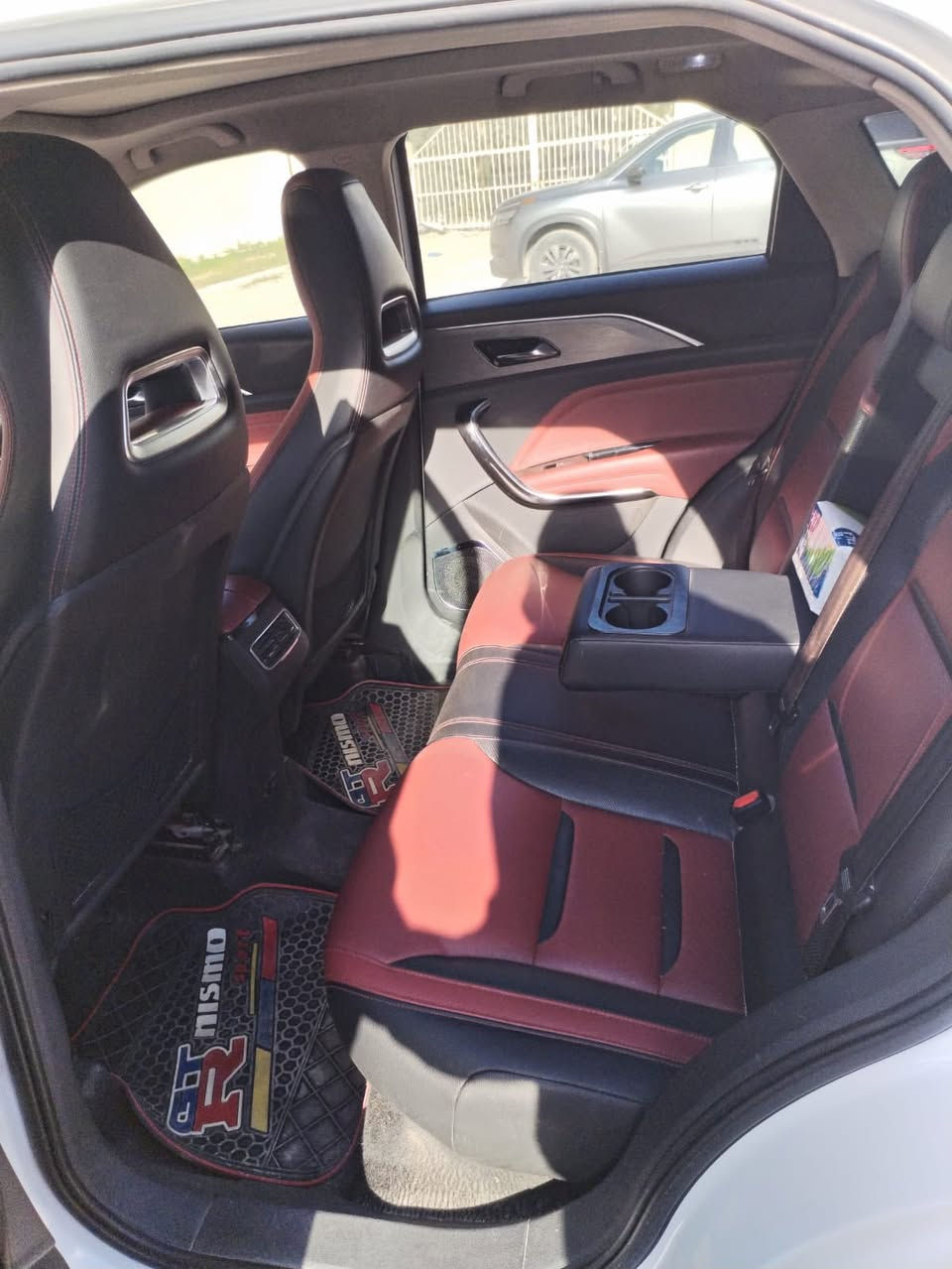 السلام عليكم بيستونً2022 مطلوبه للمصرف ماشية 80 الف فول بانوراما بصمة كشنات كهرباء وتدفئة تبريد كشنات جلد 
السعر 125
***********
