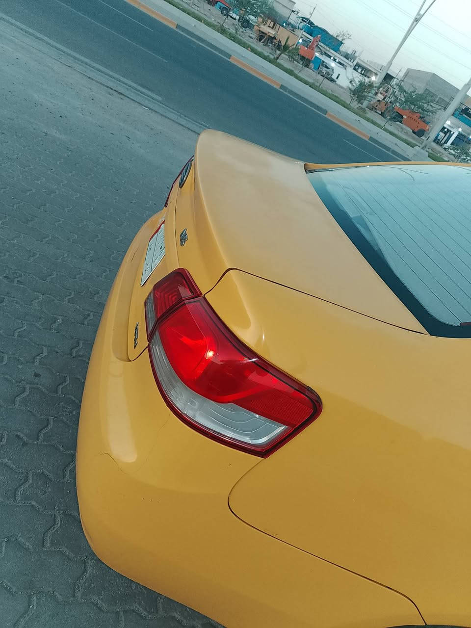 السلام عليكم فاو كير عادي موديل 16طالعه من الشركه بال21 مكفوله كير محرك تبريد مكانها بصره رقمها ذيقار السعر38 
***********
