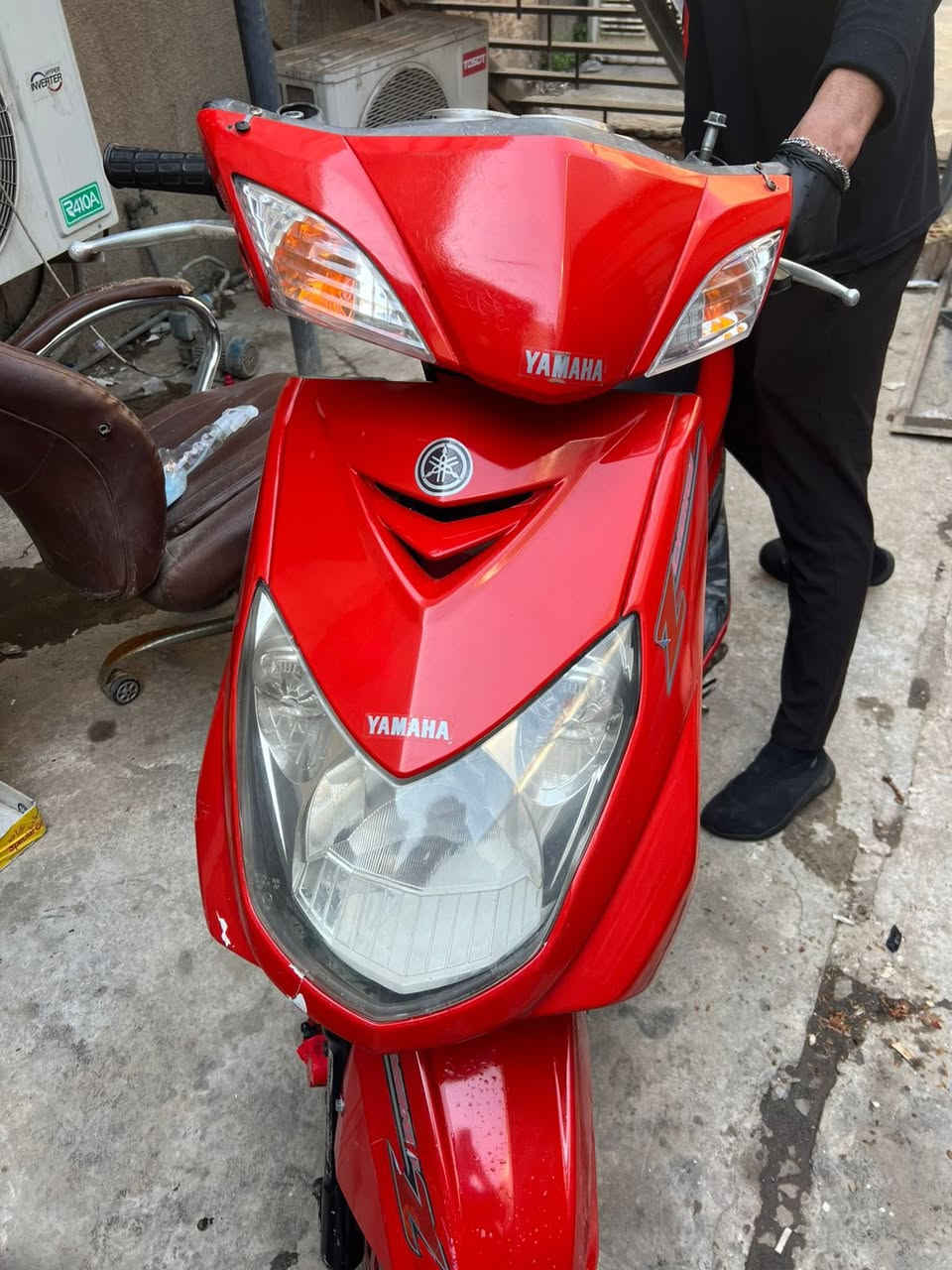 سلام عليكم سكنس فحل الدراجه نضيفه مكان الدراجه العامريه
السعر 450 /للتواصل مع صاحب الدراجه 

(***********)/ (***********)
