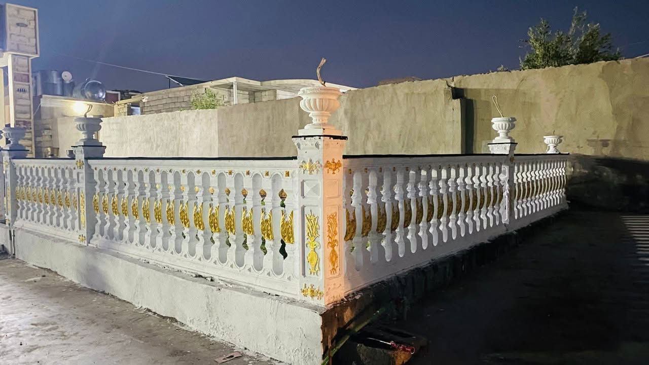 قال الله تعالى ﴿وَقُلِ اعمَلوا فَسَيَرَى اللَّهُ عَمَلَكُم وَرَسولُهُ وَالمُؤمِنونَ....
﴾ [التوبة: ١٠٥] بعد التوكل على الله متوفر  قالب سياج  حدائق سعرالمتر8 هاذة جزء من شغلي اتمنا ينال اعجابكم  وحياكم الله للأستفسار الأتصال.***********
