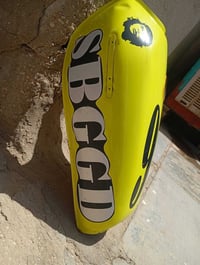 للبيع تانكي نضيف كلش ب١٠ وسبايدر باكستاني ثقيل ب٣٠ قفل 07857031219