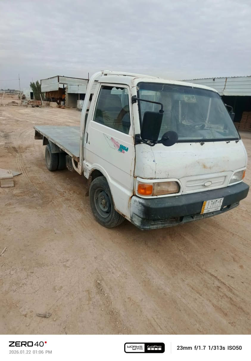 السلام عليكم كيه بنكو موديل 95رقم أنبار تحويل مباشر كير ومحرك خير من الله   السعر 42وبيه مجال مكان سياره الانبار حصيبه الشرقيه ***********
