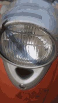 دراجه عبد الحليم للبيع دراجه نظيفه ما مفتوحه بلاديه كلها كهربائيات شغاله سلف شغال السعر ب 400 هذا رقمي  ***********
