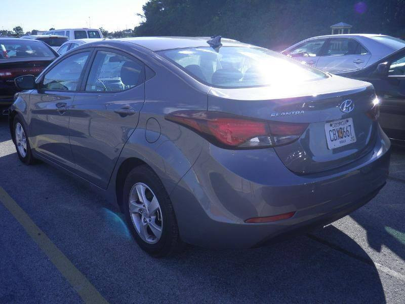 سلام عليكم النتره 2014 وارد أمريكا حادث جاملغ وباب مال أمريكا وبيهه بل عراق جاملغ بارد والباقي مكفول
كير مكينه كفاله مكاني بغداد المشتل حي المعلمن
السعر ١١٥ وبيه مجال
***********
